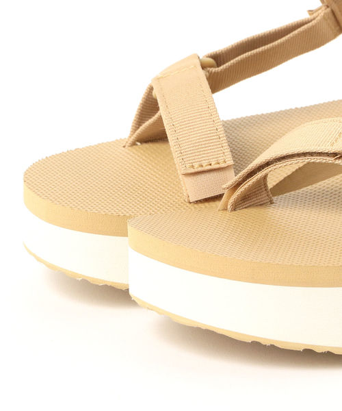 Teva（テバ）の「【WEB限定】Teva / プラットフォーム ユニバーサル（サンダル・レディース・ブラック/ベージュ・6/8/5/7）」の16枚目の写真
