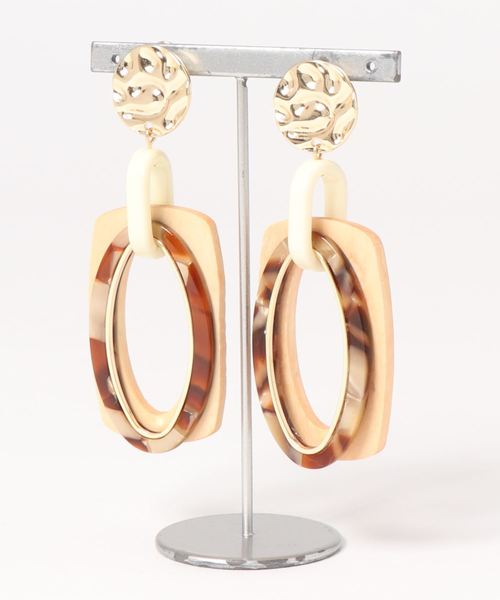 YECCA VECCA(イェッカヴェッカ)の「ウッド×アクリルイヤリング(イヤリング・レディース・ブラック/ベージュ/ブラウン・FREE)」の3枚目の写真