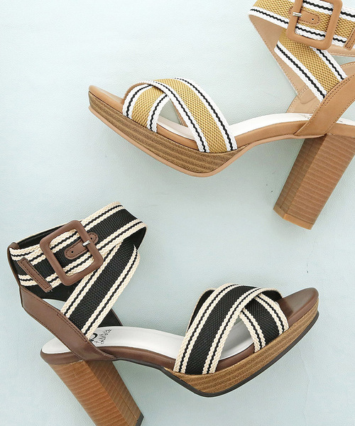 byあしながおじさん（バイアシナガオジサン）の「〈ｂｙあしながおじさん〉プラットフォームサンダル（サンダル・レディース・ブラック/ベージュ/ネイビー・LL/S/M/L）」の2枚目の写真