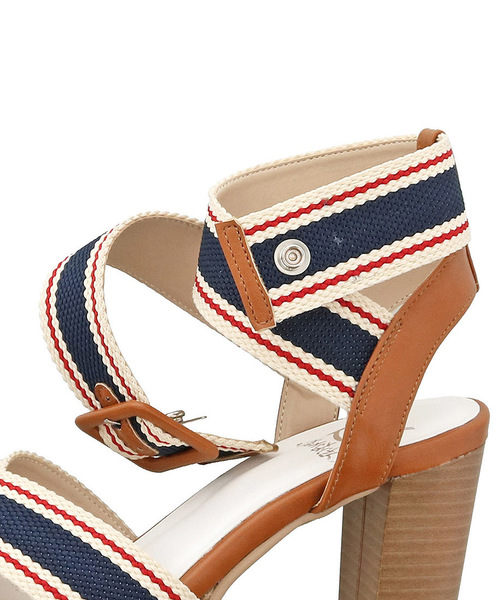 byあしながおじさん（バイアシナガオジサン）の「〈ｂｙあしながおじさん〉プラットフォームサンダル（サンダル・レディース・ブラック/ベージュ/ネイビー・LL/S/M/L）」の5枚目の写真