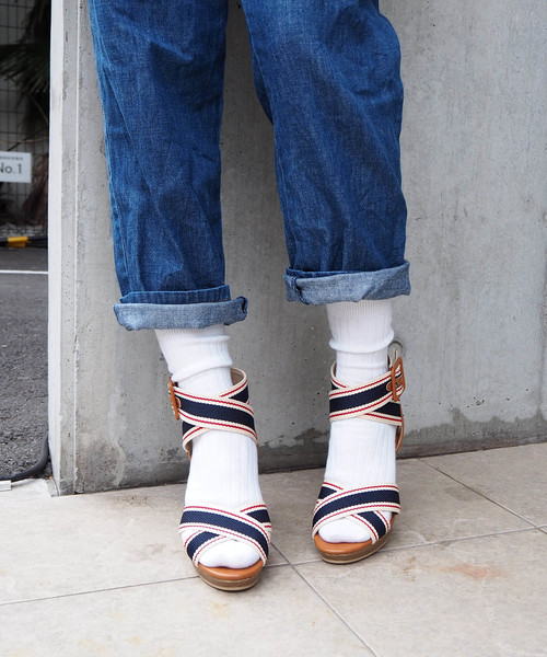 byあしながおじさん（バイアシナガオジサン）の「〈ｂｙあしながおじさん〉プラットフォームサンダル（サンダル・レディース・ブラック/ベージュ/ネイビー・LL/S/M/L）」の7枚目の写真