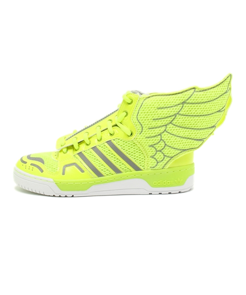 JS WINGS　2NE1×ジェレミースコット×アディダス V20692.png.png