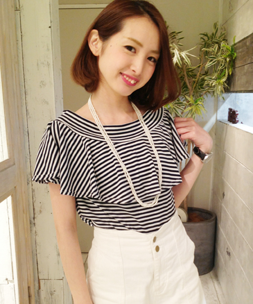 Chico（チコ）の「オフショルダーフリルT半袖（Tシャツ/カットソー・レディース・レッド/ネイビー・FREE）」の11枚目の写真