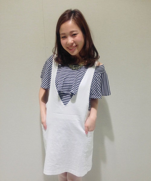 Chico（チコ）の「オフショルダーフリルT半袖（Tシャツ/カットソー・レディース・レッド/ネイビー・FREE）」の12枚目の写真