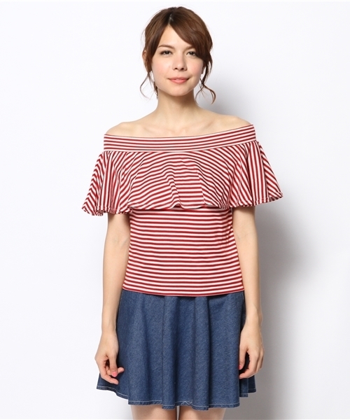 Chico（チコ）の「オフショルダーフリルT半袖（Tシャツ/カットソー・レディース・レッド/ネイビー・FREE）」の3枚目の写真
