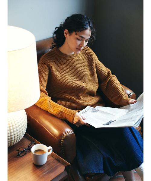 AMERICAN HOLIC（アメリカンホリック）の「片畦減らし目クルーネックニットプルオーバー　＊（ニット/セーター・レディース・ネイビー/ブルー/アイボリー/マスタード・M/L）」の7枚目の写真