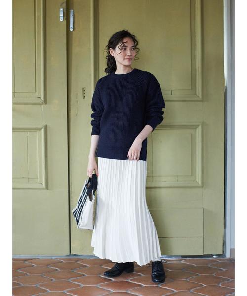 AMERICAN HOLIC（アメリカンホリック）の「片畦減らし目クルーネックニットプルオーバー　＊（ニット/セーター・レディース・ネイビー/ブルー/アイボリー/マスタード・M/L）」の6枚目の写真