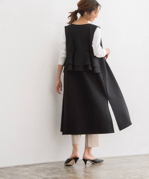 Pierrot（ピエロ）の「ボンディングバックフレアジレ（カーディガン/ボレロ・レディース・ブラック/ネイビー・M/L）」の18枚目の写真