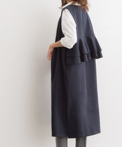 Pierrot（ピエロ）の「ボンディングバックフレアジレ（カーディガン/ボレロ・レディース・ブラック/ネイビー・M/L）」の5枚目の写真