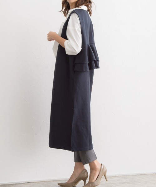 Pierrot（ピエロ）の「ボンディングバックフレアジレ（カーディガン/ボレロ・レディース・ブラック/ネイビー・M/L）」の13枚目の写真