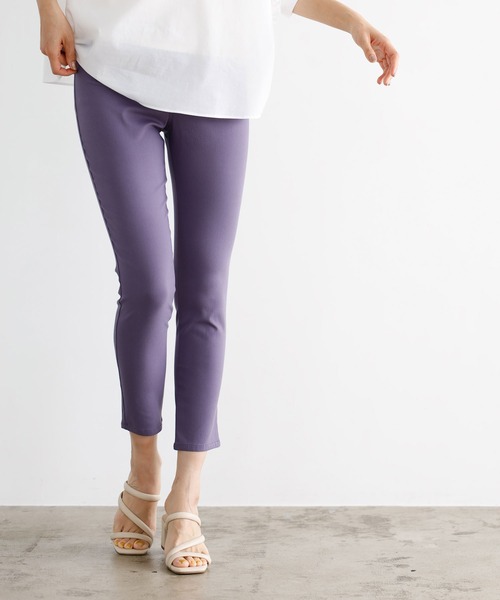 GeeRA（ジーラ）の「美脚スキニーストレッチレギンスパンツ（アンクル丈）（その他パンツ・レディース・ホワイト/カーキ/ブラック/チェック/レッド/ブルー系その他/その他1/ネイビー/パープル/グリーン・MEDIUM/LARGE/XX-LARGE/SMALL/X-LARGE/XXX-LARGE/XXXX-LARGE）」の7枚目の写真