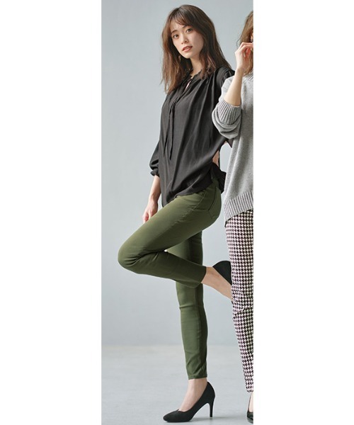 GeeRA（ジーラ）の「美脚スキニーストレッチレギンスパンツ（アンクル丈）（その他パンツ・レディース・ホワイト/カーキ/ブラック/チェック/レッド/ブルー系その他/その他1/ネイビー/パープル/グリーン・MEDIUM/LARGE/XX-LARGE/SMALL/X-LARGE/XXX-LARGE/XXXX-LARGE）」の21枚目の写真