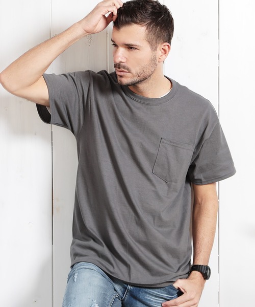 GILDAN(ギルダン)の「GILDAN ギルダン ビッグシルエット USAオーバーサイズ 半袖 ポケット 無地 Tシャツ(Tシャツ/カットソー・メンズ・ホワイト/チャコールグレー/ブラック/ダークグリーン/ライトブルー/アッシュグレー/杢グレー/サンドベージュ/レッド/オレンジ/オレンジ系その他/ライム/ネイビー/マルーン/ロイヤルブルー・MEDIUM/LARGE/X-LARGE/XX-LARGE)」の4枚目の写真