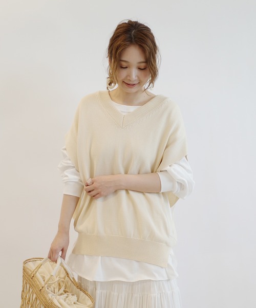 DouDou(ドゥドゥ)の「ニットベスト×Tシャツセット(ニット/セーター・レディース・オフホワイト/ベージュ・FREE)」の1枚目の写真
