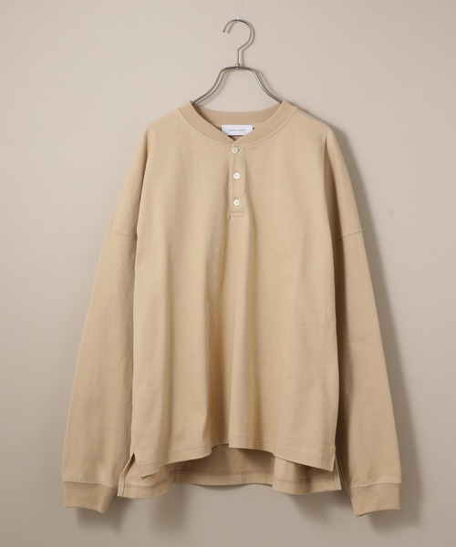 ADAM ET ROPE'(アダムエロペ)の「〈WEB・一部店舗限定〉ヘビーウェイト ドロップショルダー ヘンリーネック L/S Tee(Tシャツ/カットソー・メンズ・ホワイト/ブラック/ベージュ・M/L)」の3枚目の写真