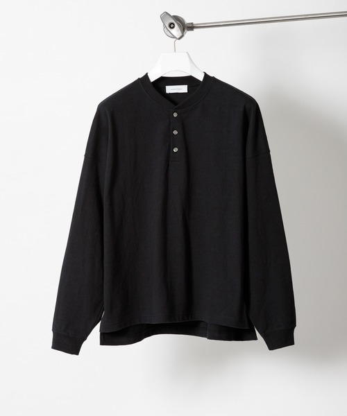 ADAM ET ROPE'(アダムエロペ)の「〈WEB・一部店舗限定〉ヘビーウェイト ドロップショルダー ヘンリーネック L/S Tee(Tシャツ/カットソー・メンズ・ホワイト/ブラック/ベージュ・M/L)」の7枚目の写真