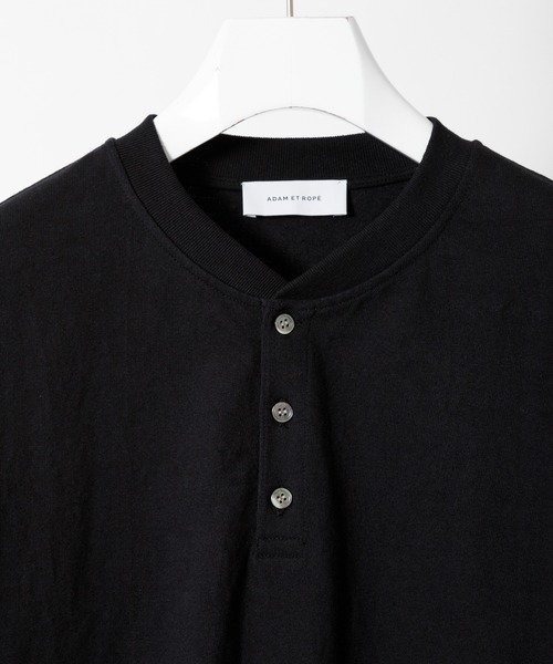 ADAM ET ROPE'(アダムエロペ)の「〈WEB・一部店舗限定〉ヘビーウェイト ドロップショルダー ヘンリーネック L/S Tee(Tシャツ/カットソー・メンズ・ホワイト/ブラック/ベージュ・M/L)」の11枚目の写真