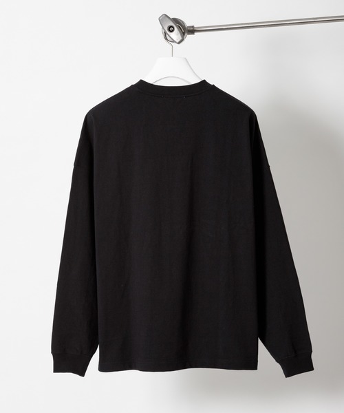 ADAM ET ROPE'(アダムエロペ)の「〈WEB・一部店舗限定〉ヘビーウェイト ドロップショルダー ヘンリーネック L/S Tee(Tシャツ/カットソー・メンズ・ホワイト/ブラック/ベージュ・M/L)」の12枚目の写真