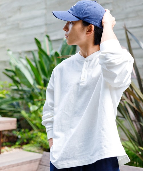 ADAM ET ROPE'(アダムエロペ)の「〈WEB・一部店舗限定〉ヘビーウェイト ドロップショルダー ヘンリーネック L/S Tee(Tシャツ/カットソー・メンズ・ホワイト/ブラック/ベージュ・M/L)」の20枚目の写真