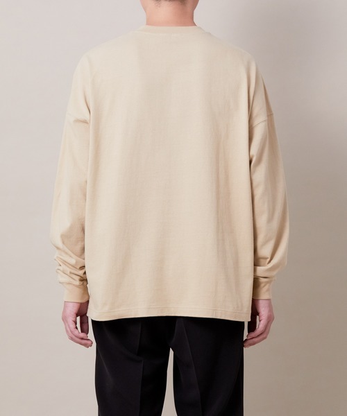 ADAM ET ROPE'(アダムエロペ)の「〈WEB・一部店舗限定〉ヘビーウェイト ドロップショルダー ヘンリーネック L/S Tee(Tシャツ/カットソー・メンズ・ホワイト/ブラック/ベージュ・M/L)」の14枚目の写真