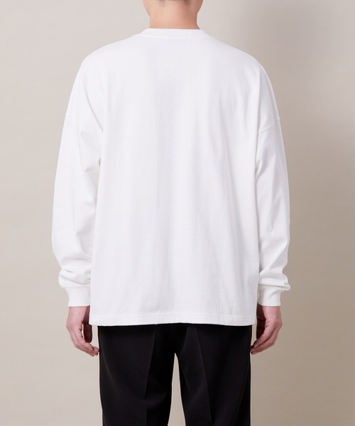 ADAM ET ROPE'(アダムエロペ)の「〈WEB・一部店舗限定〉ヘビーウェイト ドロップショルダー ヘンリーネック L/S Tee(Tシャツ/カットソー・メンズ・ホワイト/ブラック/ベージュ・M/L)」の16枚目の写真