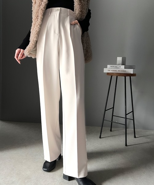 セール】美脚魅せ、センタープレス。オールシーズン大活躍のタック