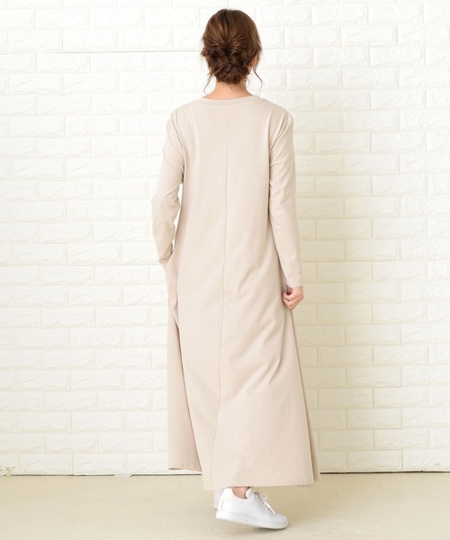 Lace Ladies（レースレディース）の「長袖ゆったりTシャツロングワンピース（ワンピース・レディース・ベージュ/ブルーグレー/ブラック/ライトグリーン・FREE）」の8枚目の写真