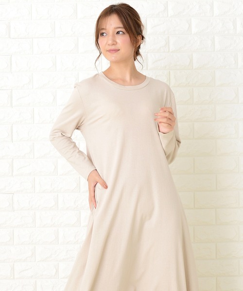 Lace Ladies（レースレディース）の「長袖ゆったりTシャツロングワンピース（ワンピース・レディース・ベージュ/ブルーグレー/ブラック/ライトグリーン・FREE）」の12枚目の写真