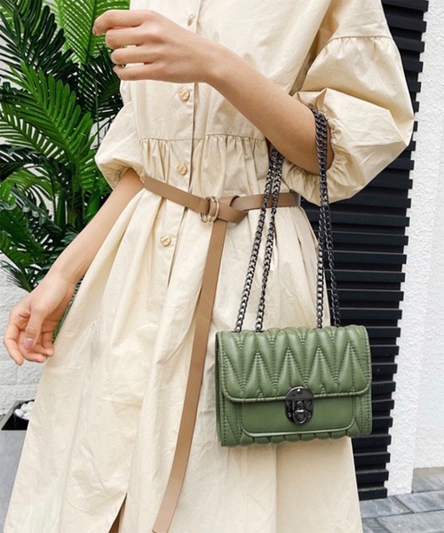 Burner（バーナー）の「【OKUOKU　0909】チェーンショルダー　キルティング　ミニバッグ（ショルダーバッグ・レディース・ブラック/グリーン/キナリ/その他6/その他5/その他4・FREE）」の4枚目の写真