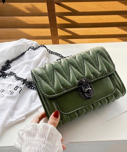 Burner（バーナー）の「【OKUOKU　0909】チェーンショルダー　キルティング　ミニバッグ（ショルダーバッグ・レディース・ブラック/グリーン/キナリ/その他6/その他5/その他4・FREE）」の10枚目の写真