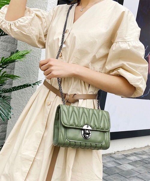 Burner（バーナー）の「【OKUOKU　0909】チェーンショルダー　キルティング　ミニバッグ（ショルダーバッグ・レディース・ブラック/グリーン/キナリ/その他6/その他5/その他4・FREE）」の11枚目の写真