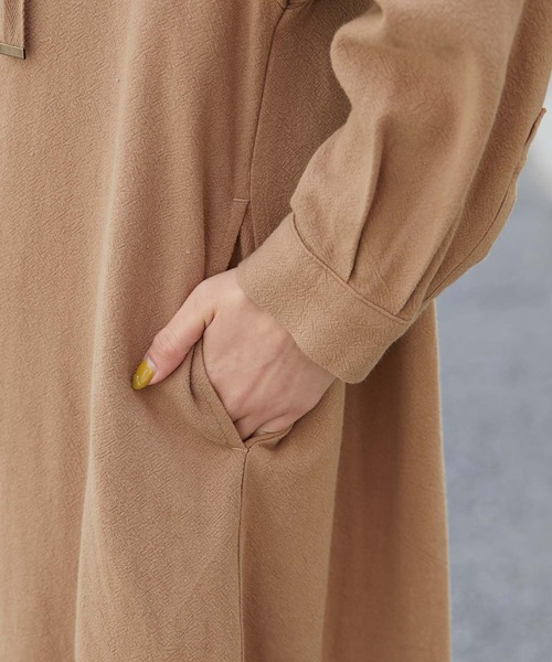 CIAOPANIC TYPY（チャオパニックティピー）の「カフタンワンピース（ワンピース・レディース・ブラック/ベージュ/オフホワイト・ONE SIZE）」の7枚目の写真