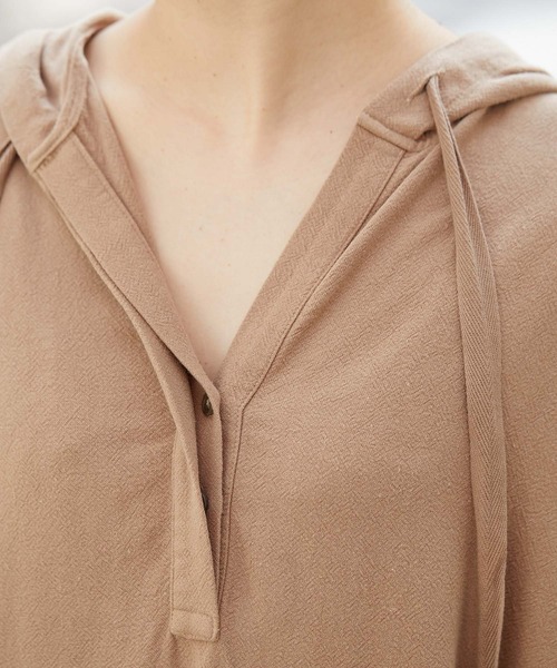 CIAOPANIC TYPY（チャオパニックティピー）の「カフタンワンピース（ワンピース・レディース・ブラック/ベージュ/オフホワイト・ONE SIZE）」の4枚目の写真