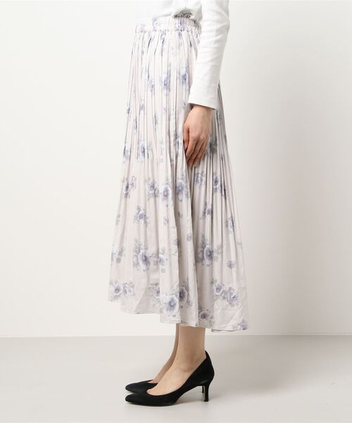 one after another NICE CLAUP(ワンアフターアナザーナイスクラップ)の「イレヘムプリーツスカート(スカート・レディース・ベージュ/その他1/アイボリー/その他2・FREE)」の5枚目の写真