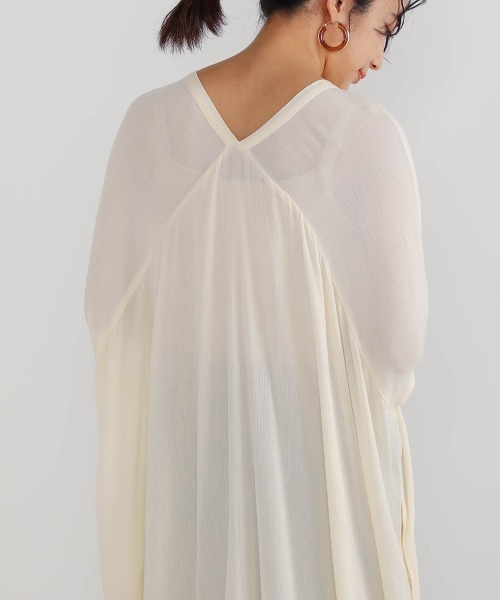 Bou Jeloud(ブージュルード)の「レーヨンクレープチュニック(シャツ/ブラウス・レディース・オフホワイト/ベージュ/ネイビー/ライトカーキ・FREE)」の5枚目の写真