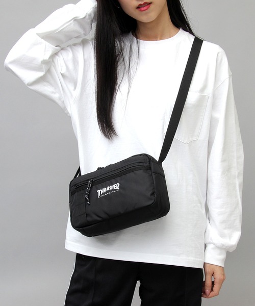THRASHER（スラッシャー）の「撥水 ロゴ刺繍 横型 ナイロン ミニショルダーバッグ（ショルダーバッグ・メンズ・ブラック・FREE）」の6枚目の写真