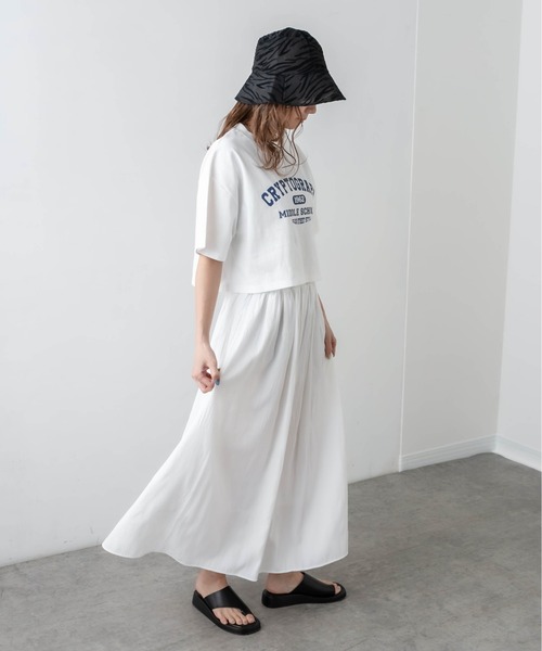 RASVOA（ラスボア）の「カレッジロゴクロップドＴシャツ（Tシャツ/カットソー・レディース・チャコールグレー/ブラック/オフホワイト/ブルー・FREE）」の11枚目の写真