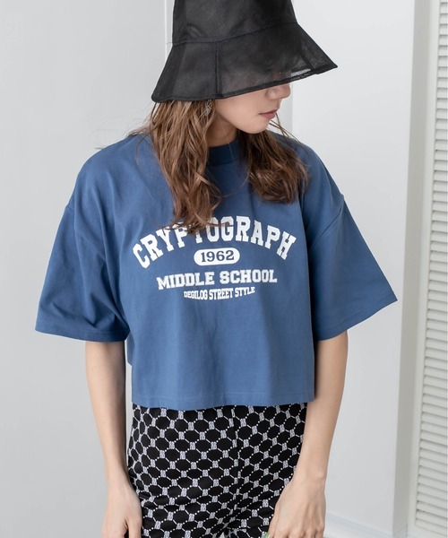 RASVOA（ラスボア）の「カレッジロゴクロップドＴシャツ（Tシャツ/カットソー・レディース・チャコールグレー/ブラック/オフホワイト/ブルー・FREE）」の9枚目の写真