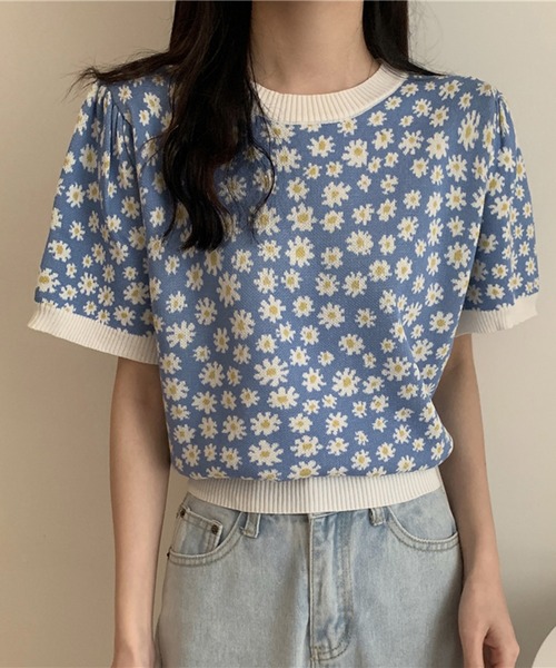 Jewelobe(ジュエローブ)の「スモールデイジーニットプルオーバー(ニット/セーター・レディース・ブルー/ブラック/オレンジ/パープル・FREE)」の8枚目の写真