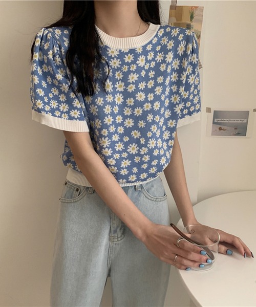 Jewelobe(ジュエローブ)の「スモールデイジーニットプルオーバー(ニット/セーター・レディース・ブルー/ブラック/オレンジ/パープル・FREE)」の10枚目の写真