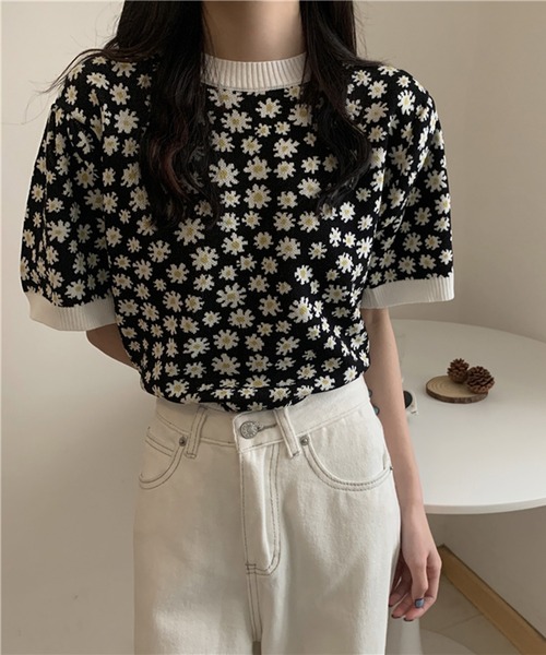 Jewelobe(ジュエローブ)の「スモールデイジーニットプルオーバー(ニット/セーター・レディース・ブルー/ブラック/オレンジ/パープル・FREE)」の17枚目の写真