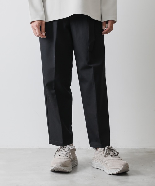 ATTACHMENT（アタッチメント）の「WOOL GABARDINE TWO PLEATS TAPERED FIT TROUSERS（スラックス・メンズ・ブラック/グレー系その他・1/2/3）」の12枚目の写真