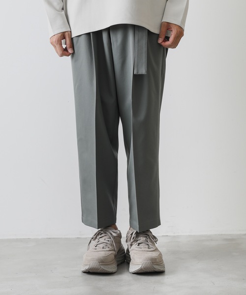 ATTACHMENT（アタッチメント）の「WOOL GABARDINE TWO PLEATS TAPERED FIT TROUSERS（スラックス・メンズ・ブラック/グレー系その他・1/2/3）」の20枚目の写真