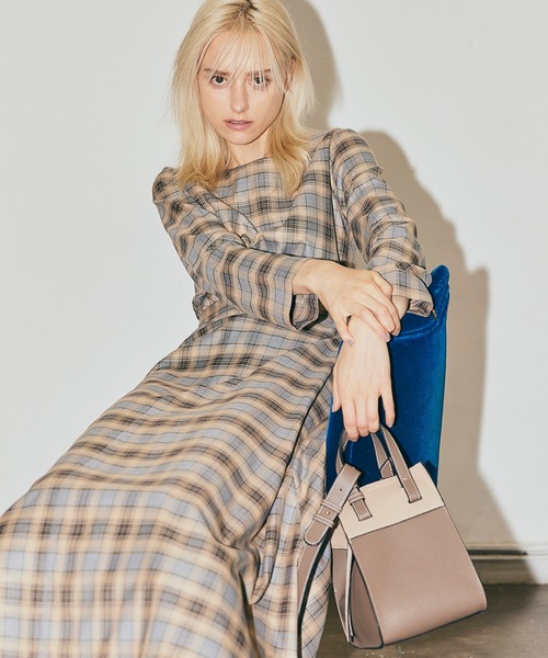 Andemiu（アンデミュウ）の「【WEB限定カラー】ノットハンドルトートミニ956742（ショルダーバッグ・レディース・ブラック/ベージュ/ブラウン/レオパード/ライトグレー/ピンク・FREE）」の11枚目の写真