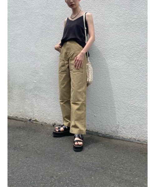 MOUSSY（マウジー）の「HW DOUBLE KNEE LOOSE STRAIGHT（デニムパンツ・レディース・ベージュ/ブラック・0/1/2）」の19枚目の写真