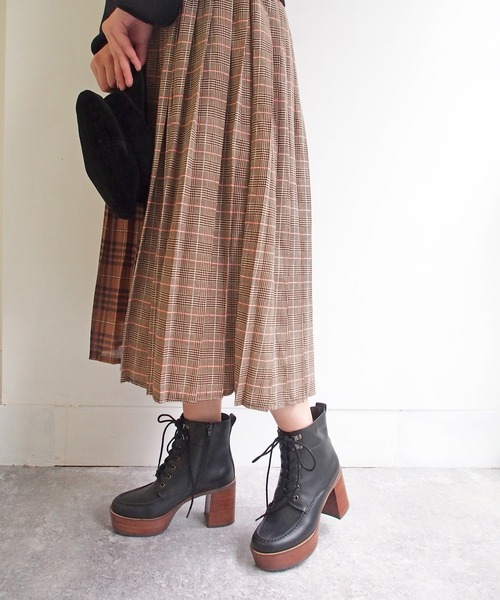 あしながおじさん（アシナガオジサン）の「厚底レースアップブーツ　-1310173（ブーツ・レディース・ブラック/ブラウン/アイボリー・22.5cm/23.5cm/24.5cm/23.0cm/24.0cm）」の13枚目の写真