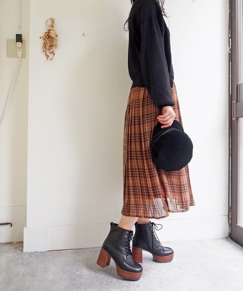 あしながおじさん（アシナガオジサン）の「厚底レースアップブーツ　-1310173（ブーツ・レディース・ブラック/ブラウン/アイボリー・22.5cm/23.5cm/24.5cm/23.0cm/24.0cm）」の15枚目の写真