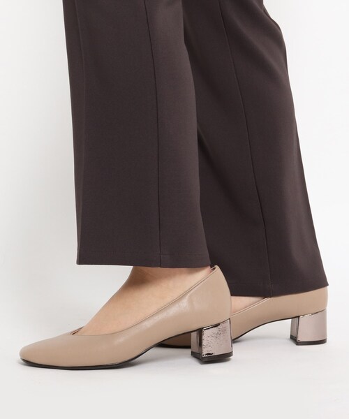 grove（グローブ）の「やわここちコンビヒールパンプス40（パンプス・レディース・ブラック/ベージュ/ダークグレー/アイボリー/イエロー系その他5/グレー系3/ベビーピンク・50/40/35/45/30/25/20/55/10/15 ）」の13枚目の写真