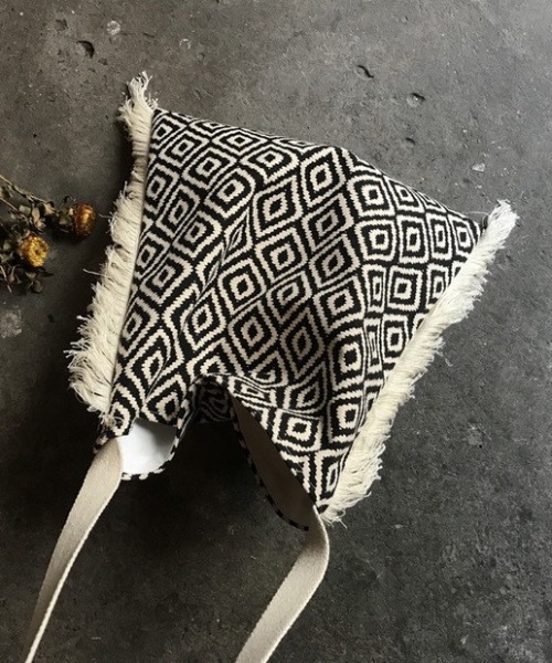 KOR（ケーオーアール）の「幾何学フリンジトートバック（トートバッグ・レディース・ホワイト×ブラック・FREE）」の12枚目の写真