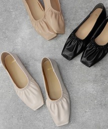 minia | スクエアトゥステッチのギャザーパンプス　◆(パンプス)